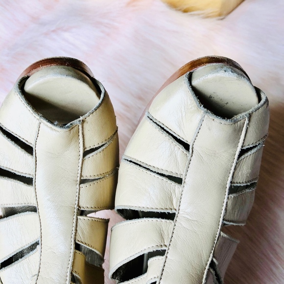 Stuart Weitzman Platform Bootie Sandal - Picture 4 of 7